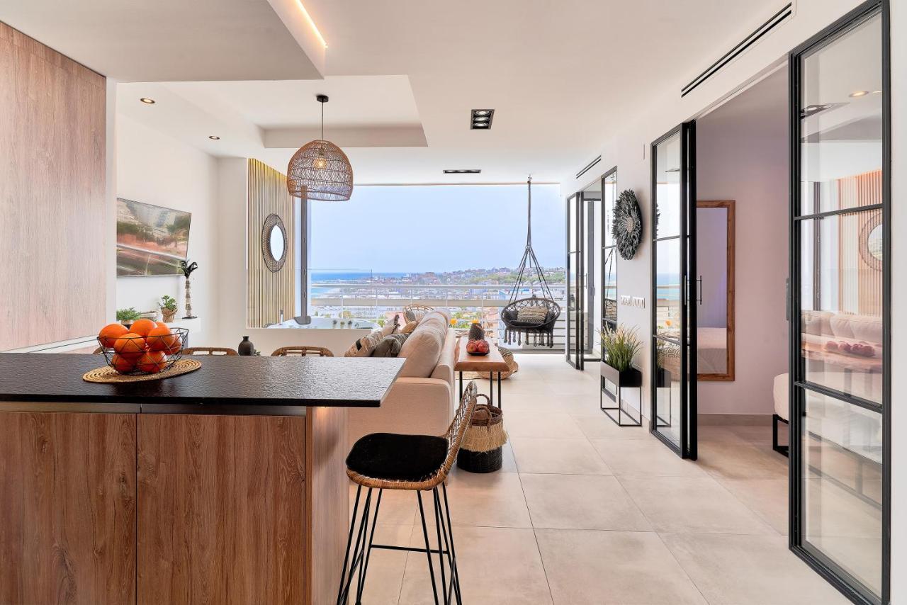 Pura Vida Luxury Apartment With Jacuzzi Torremolinos Exterior photo