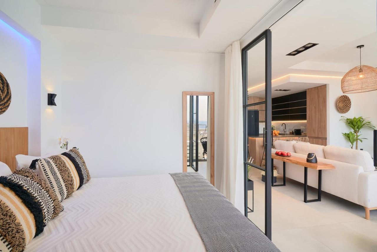 Pura Vida Luxury Apartment With Jacuzzi Torremolinos Exterior photo