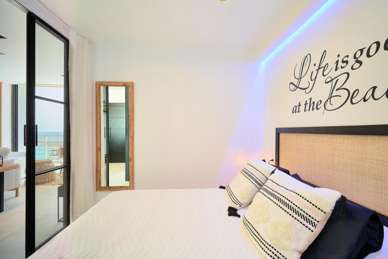 Pura Vida Luxury Apartment With Jacuzzi Torremolinos Exterior photo