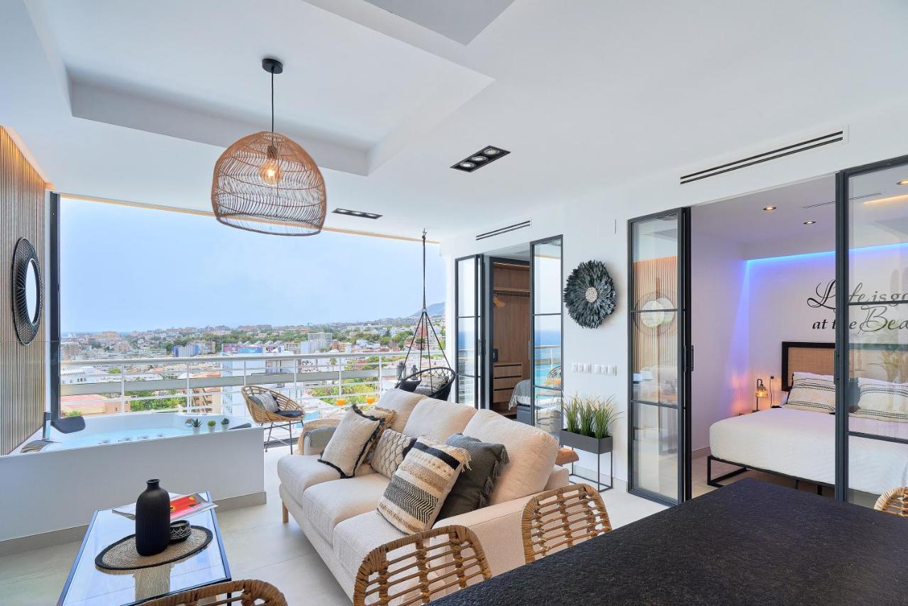 Pura Vida Luxury Apartment With Jacuzzi Torremolinos Exterior photo